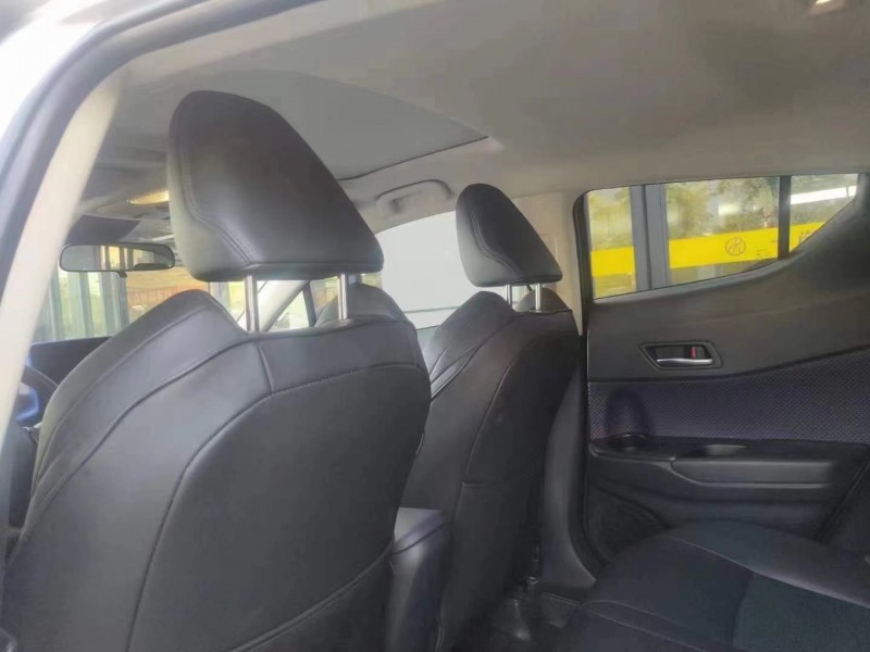 武汉21年丰田CHR7