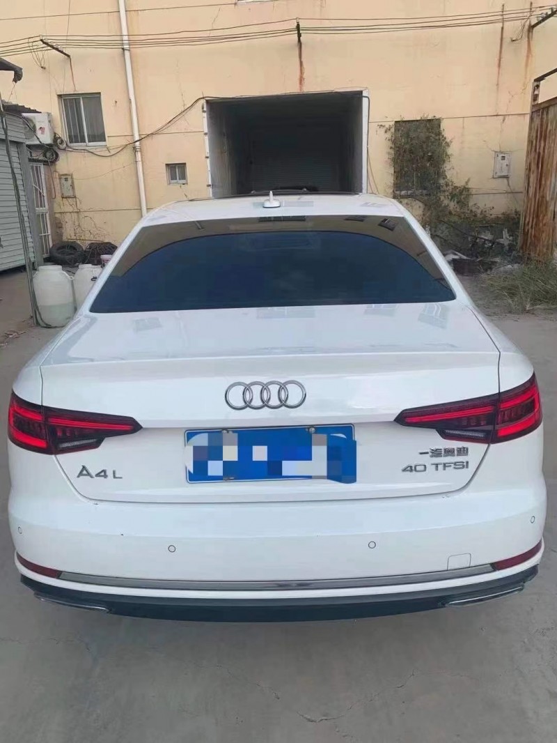 潍坊19年奥迪A4L1