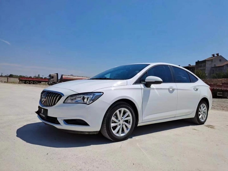 武汉17年别克威朗2