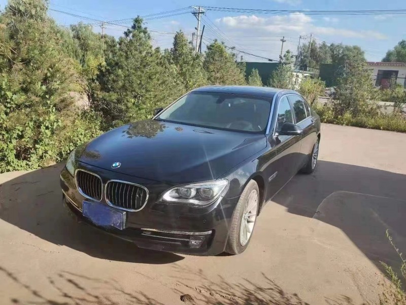 成都14年宝马7系1