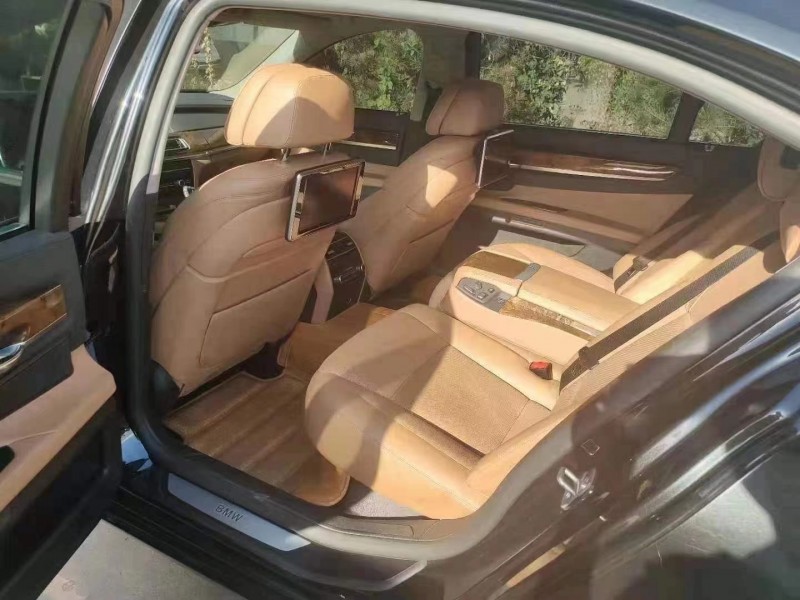 成都14年宝马7系6