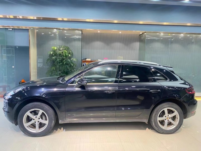 中山15年保時捷Macan4