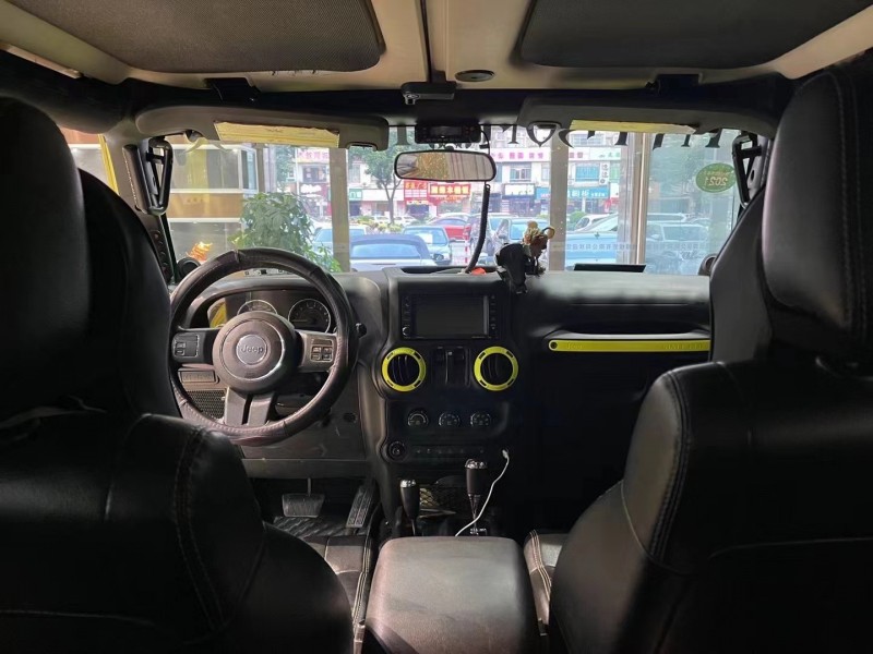 中山13年Jeep牧馬人6