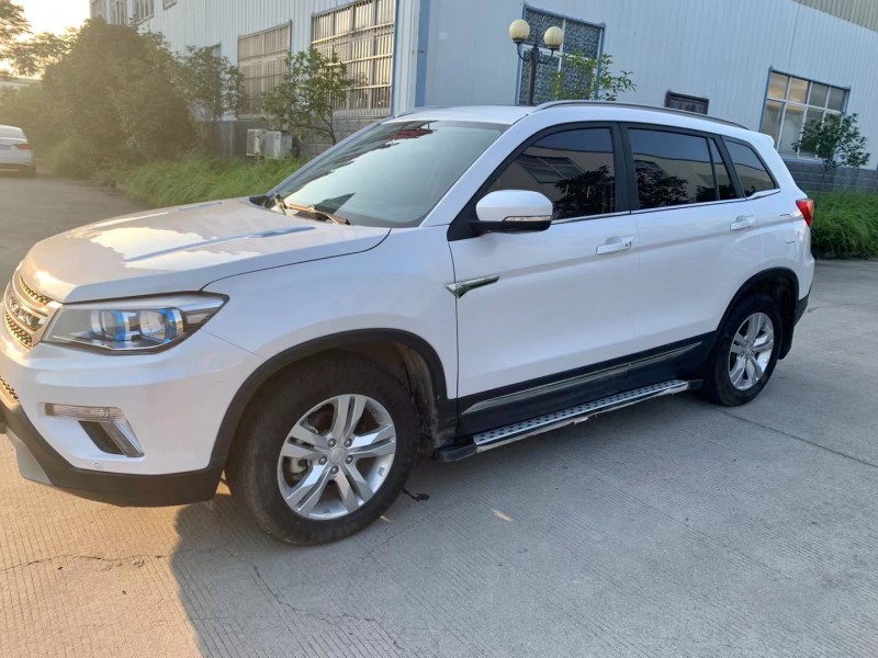 宜昌17年長安汽車CS752