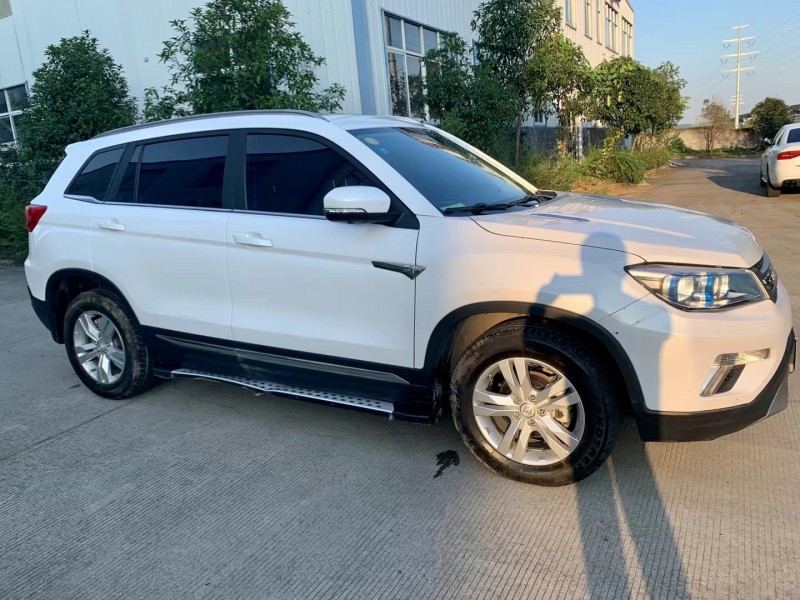 宜昌17年長安汽車CS753