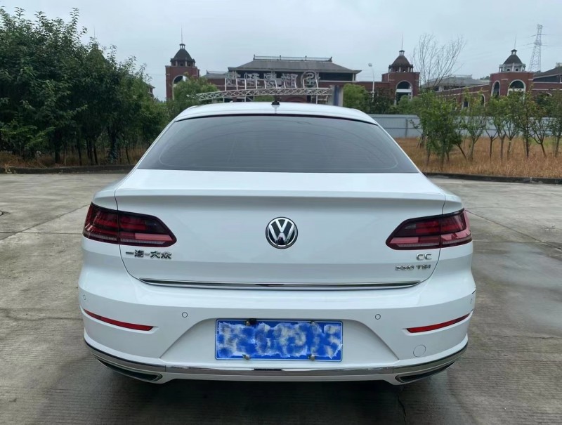 宜昌20年大眾CC5