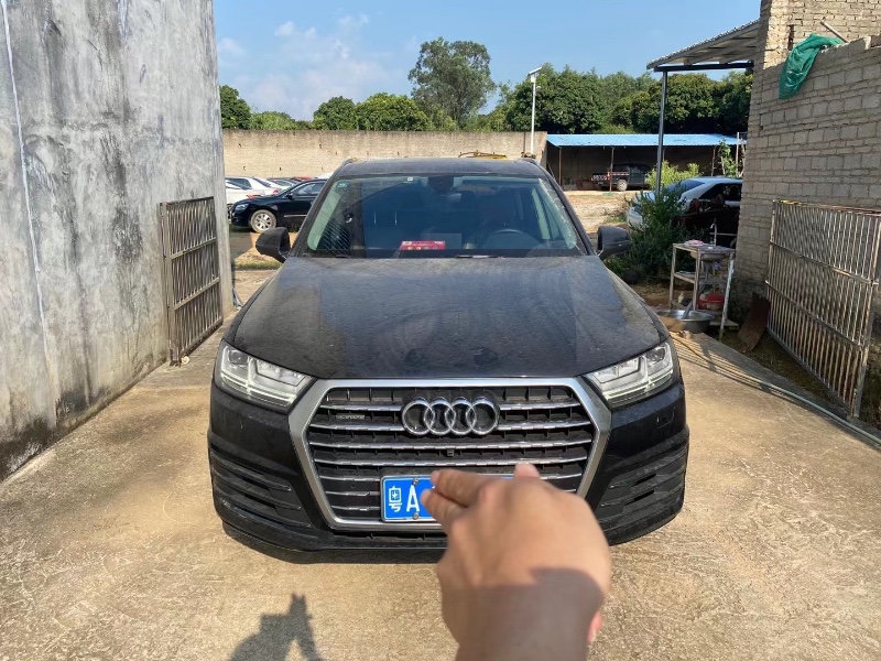 广州18年奥迪Q79