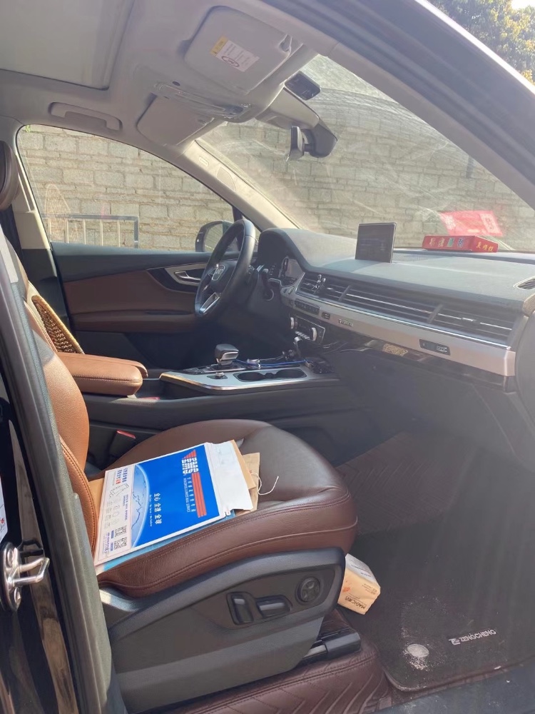 广州18年奥迪Q74