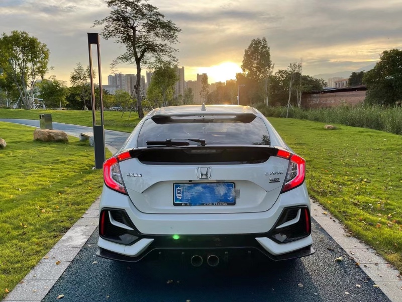 广州21年本田思域1