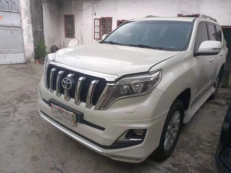 深圳16年丰田普拉多4