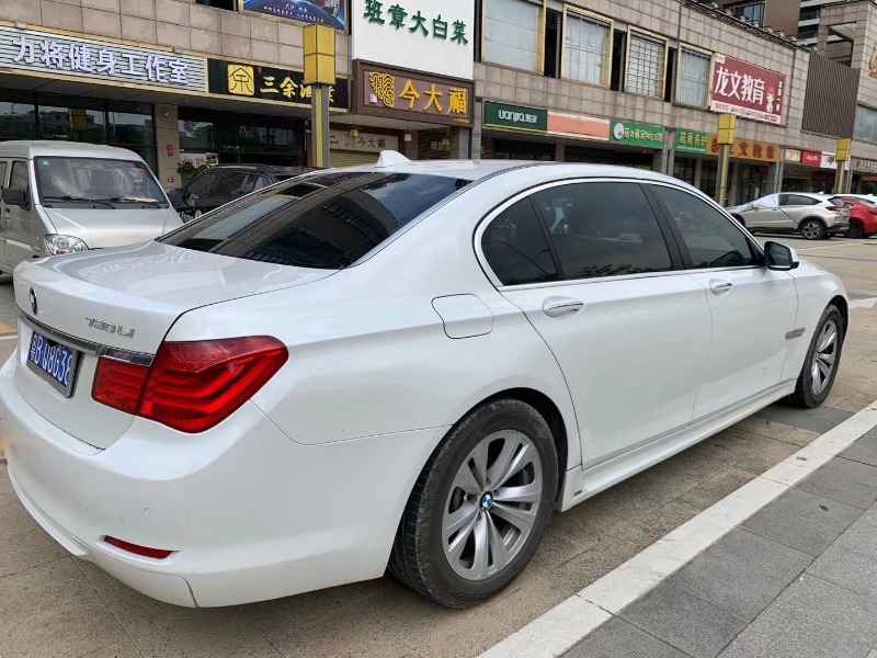 广州12年宝马7系3