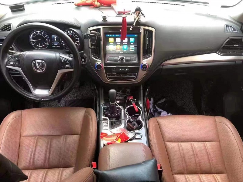 蕪湖18年長安汽車CS954