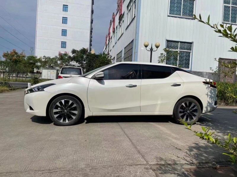 宜昌17年日產藍鳥3