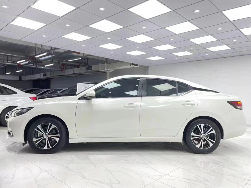 成都20年日产轩逸3