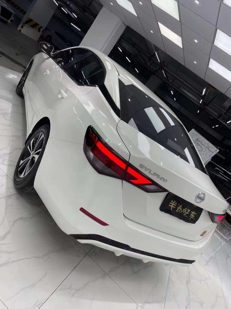 成都20年日产轩逸7