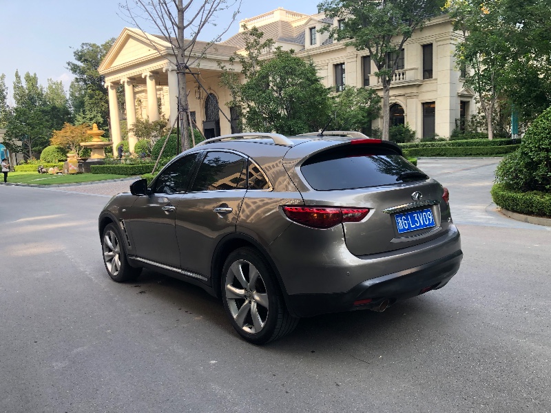 濟南10年英菲尼迪FX3510