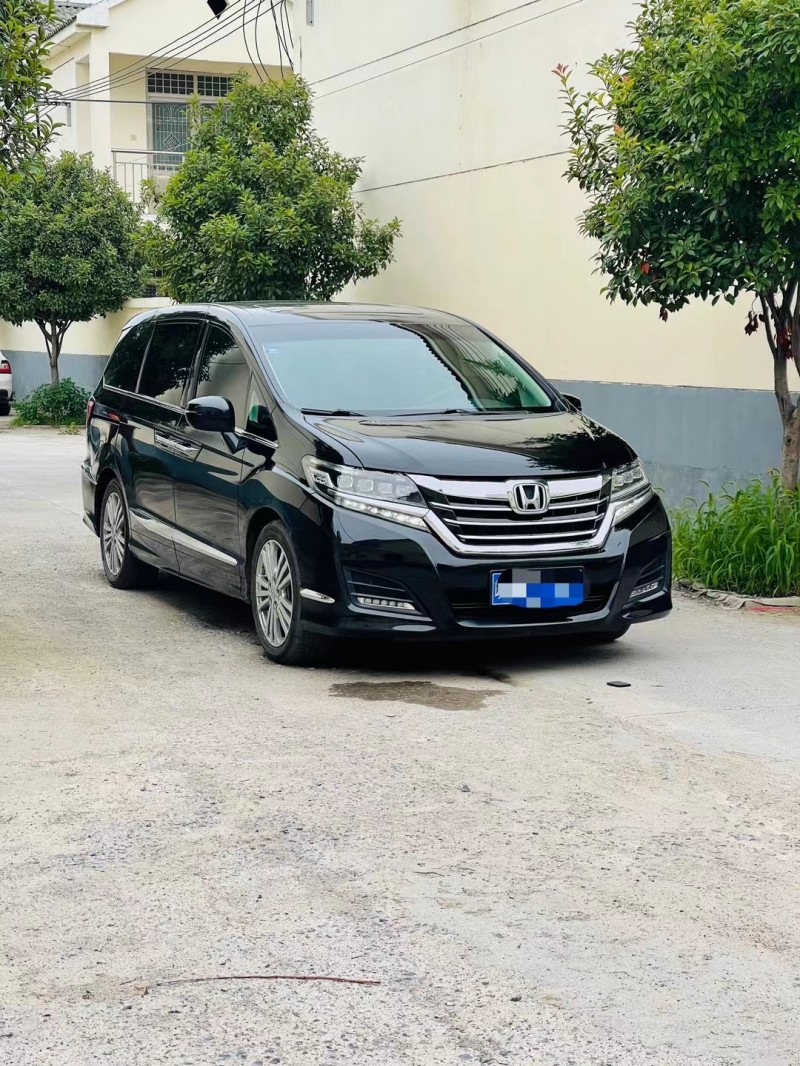 徐州18年本田艾力绅2