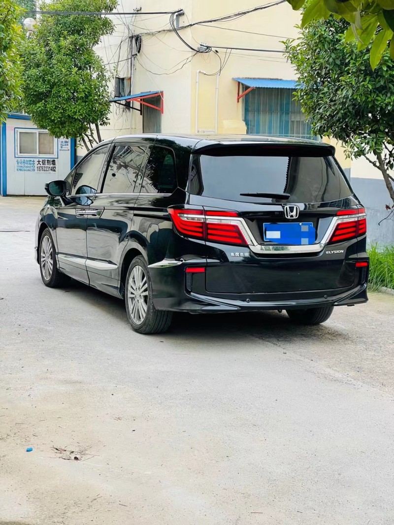 徐州18年本田艾力绅8