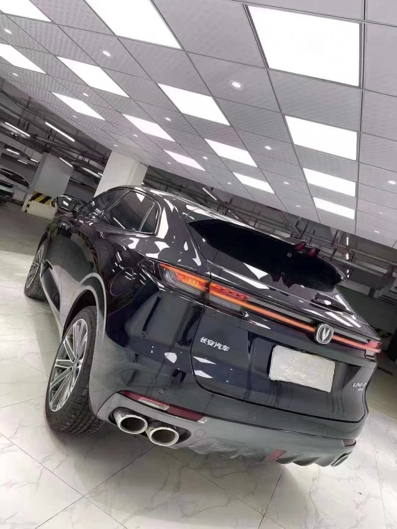 成都21年长安汽车UNI-K4