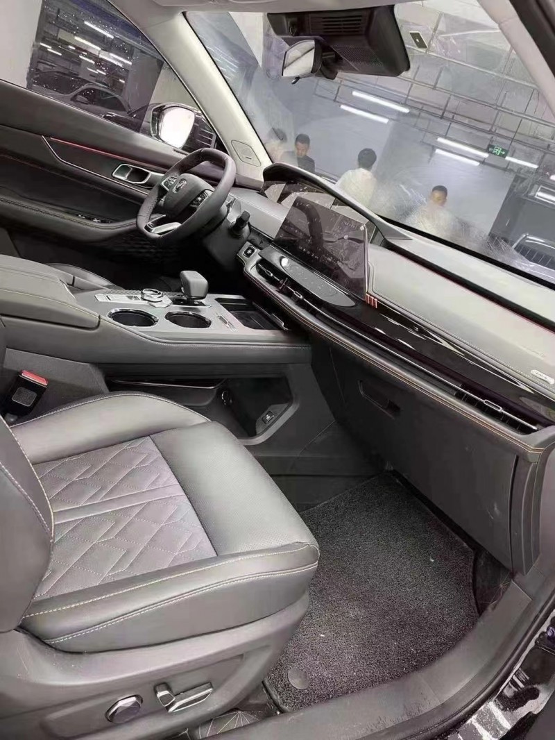 成都21年长安汽车UNI-K8