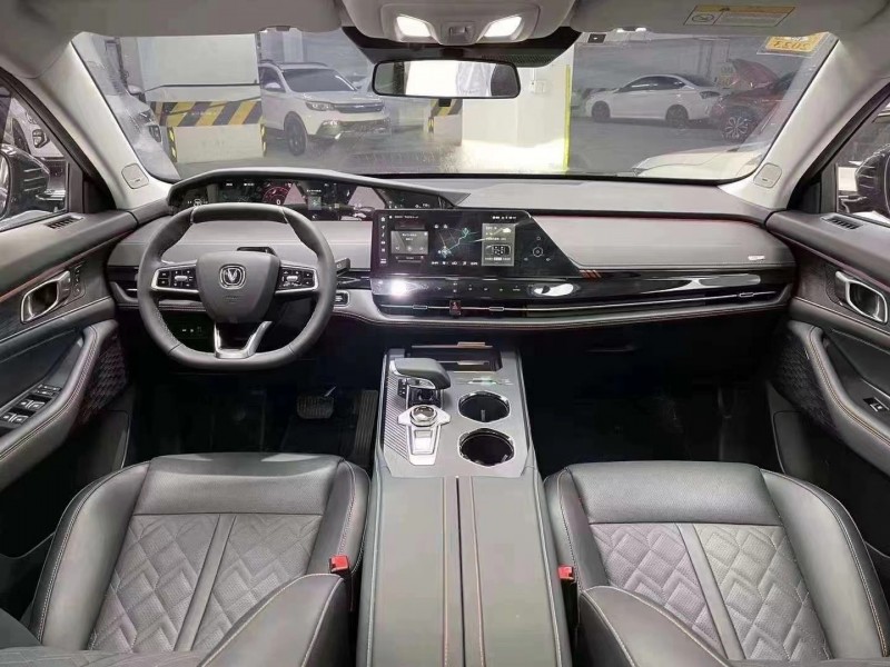 成都21年长安汽车UNI-K9