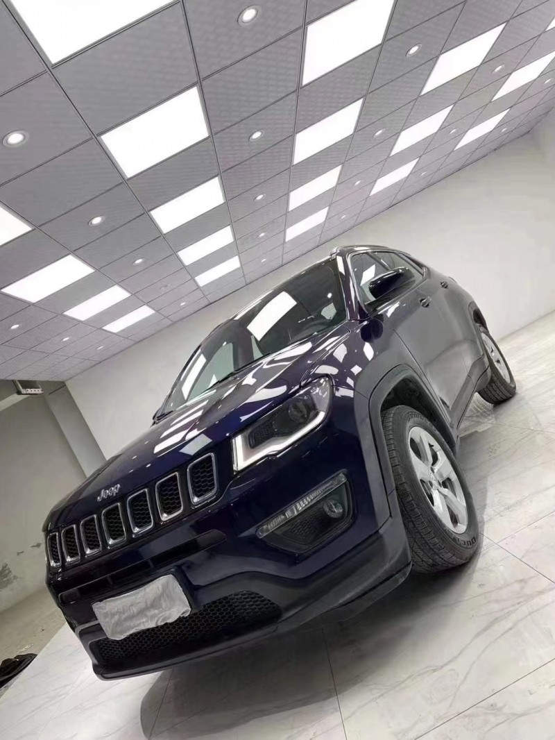 成都20年Jeep指南者2