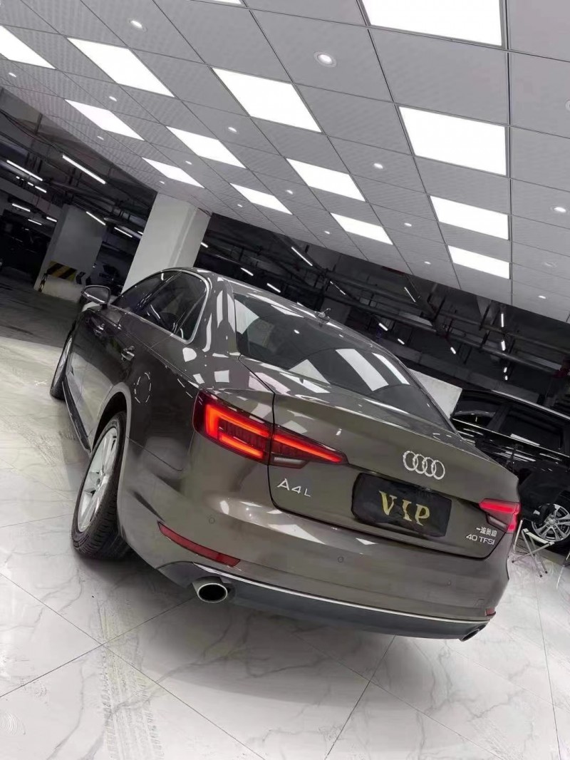 成都18年奥迪A4L4