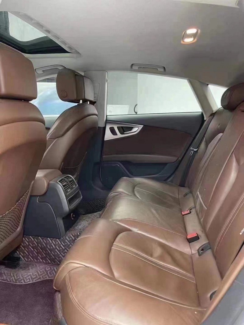 成都16年奥迪A73