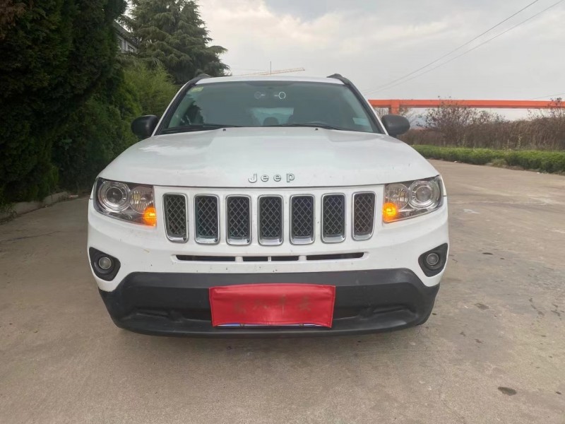 煙臺15年Jeep指南者1