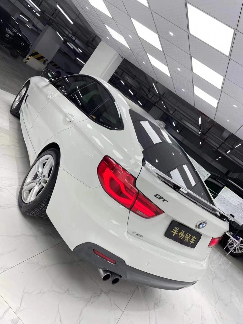 成都17年宝马3系4