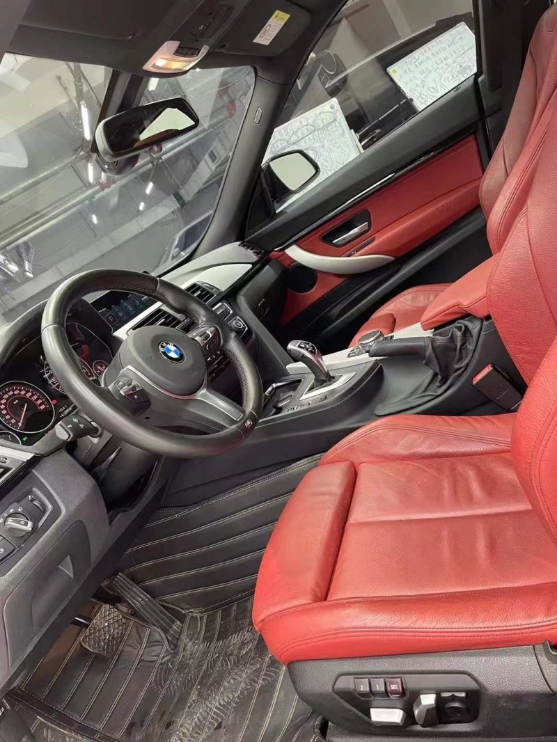 成都17年宝马3系6