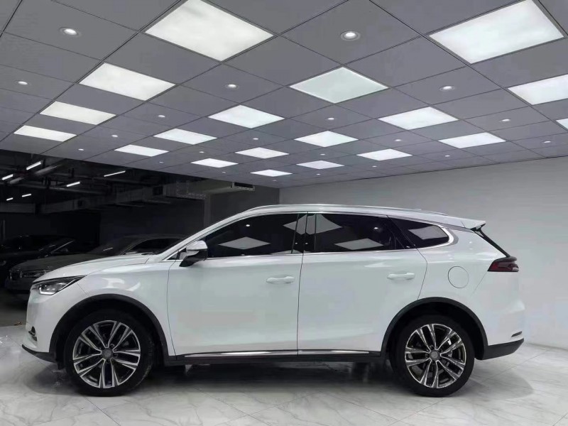 成都19年比亚迪唐3