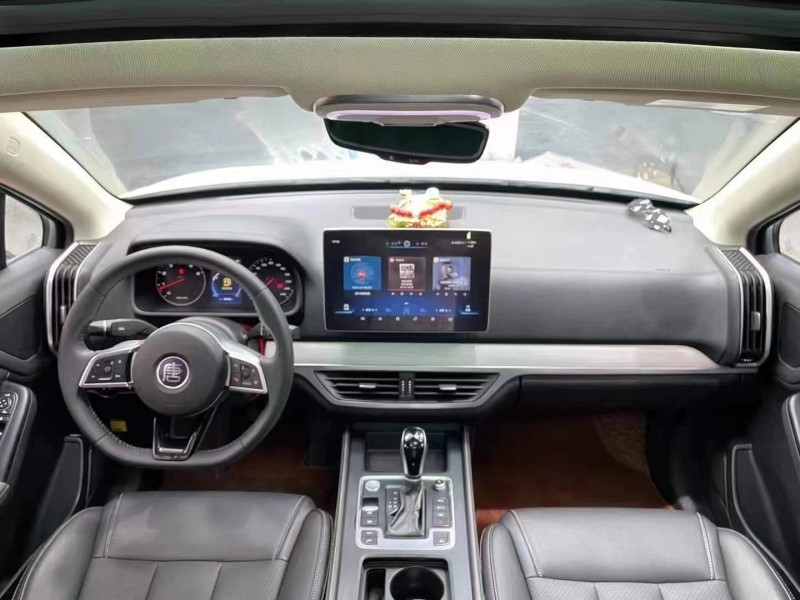 成都19年比亚迪唐9