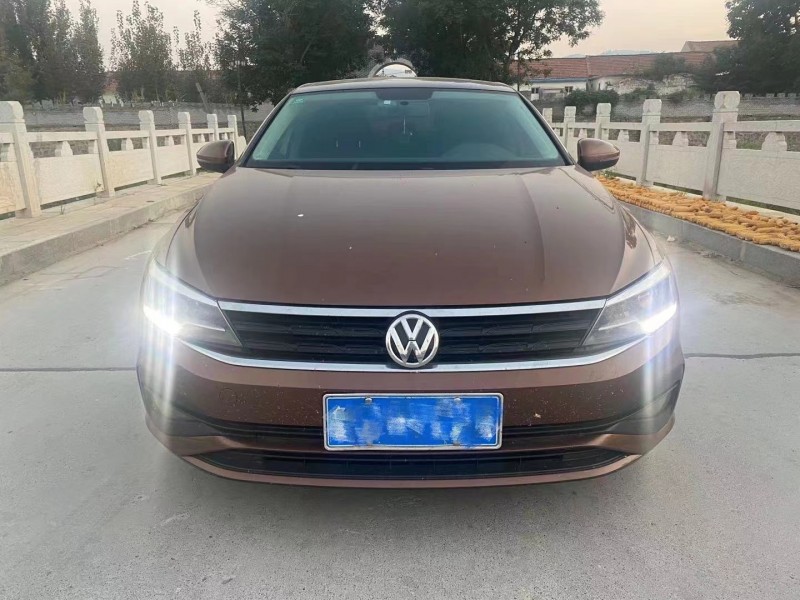 枣庄19年大众凌渡1