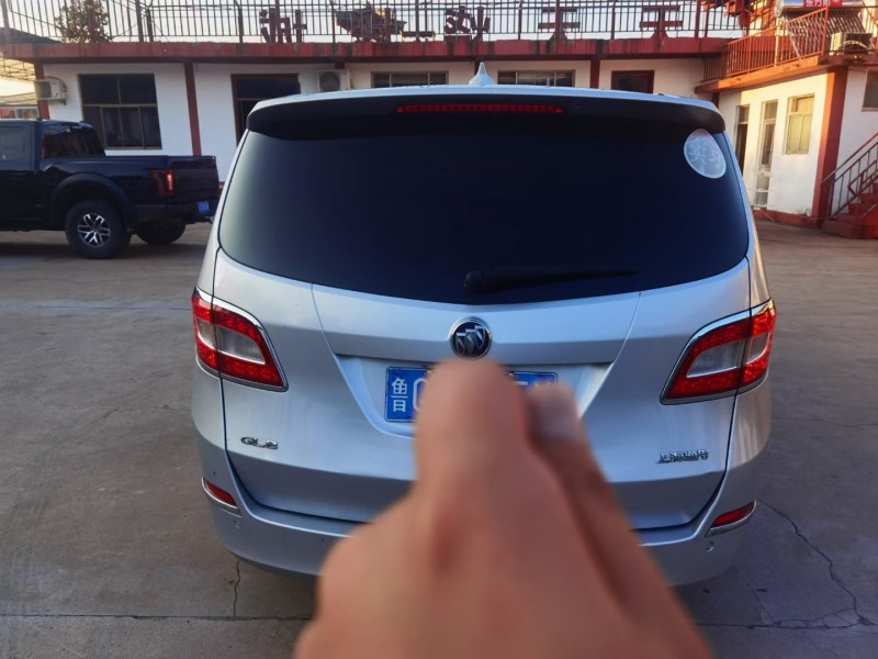 枣庄12年别克GL85