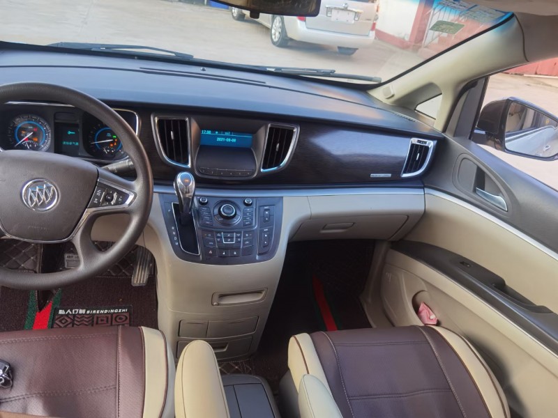 枣庄12年别克GL88