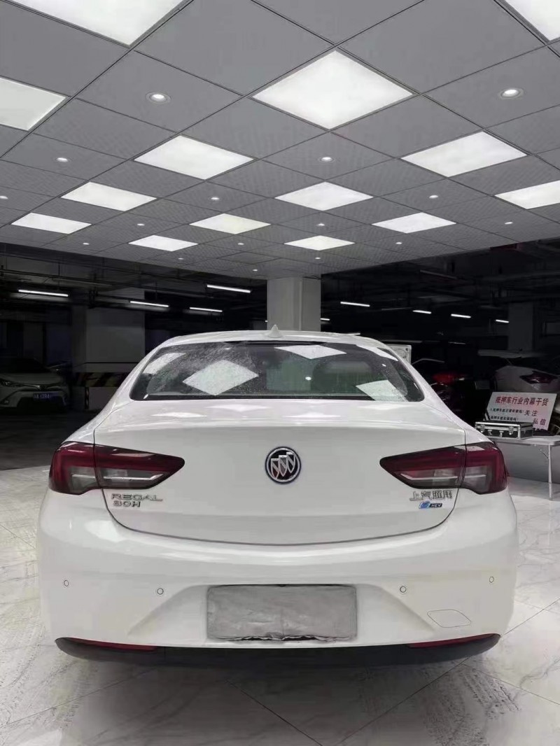 成都19年别克君威5