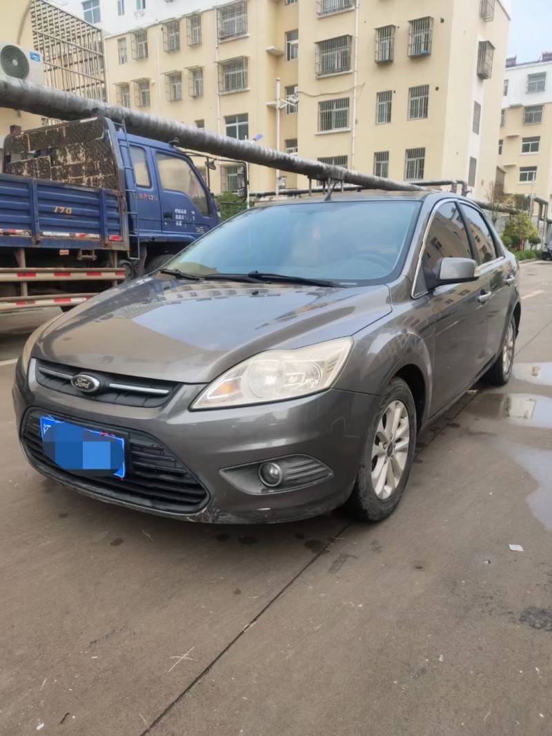 徐州13年福特福克斯3