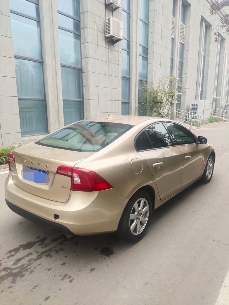 徐州11年沃爾沃S60L8
