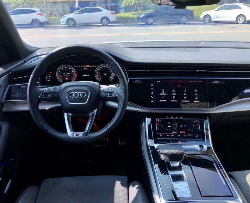 广州20年奥迪Q83