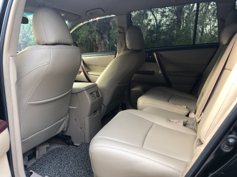 深圳13年丰田汉兰达5