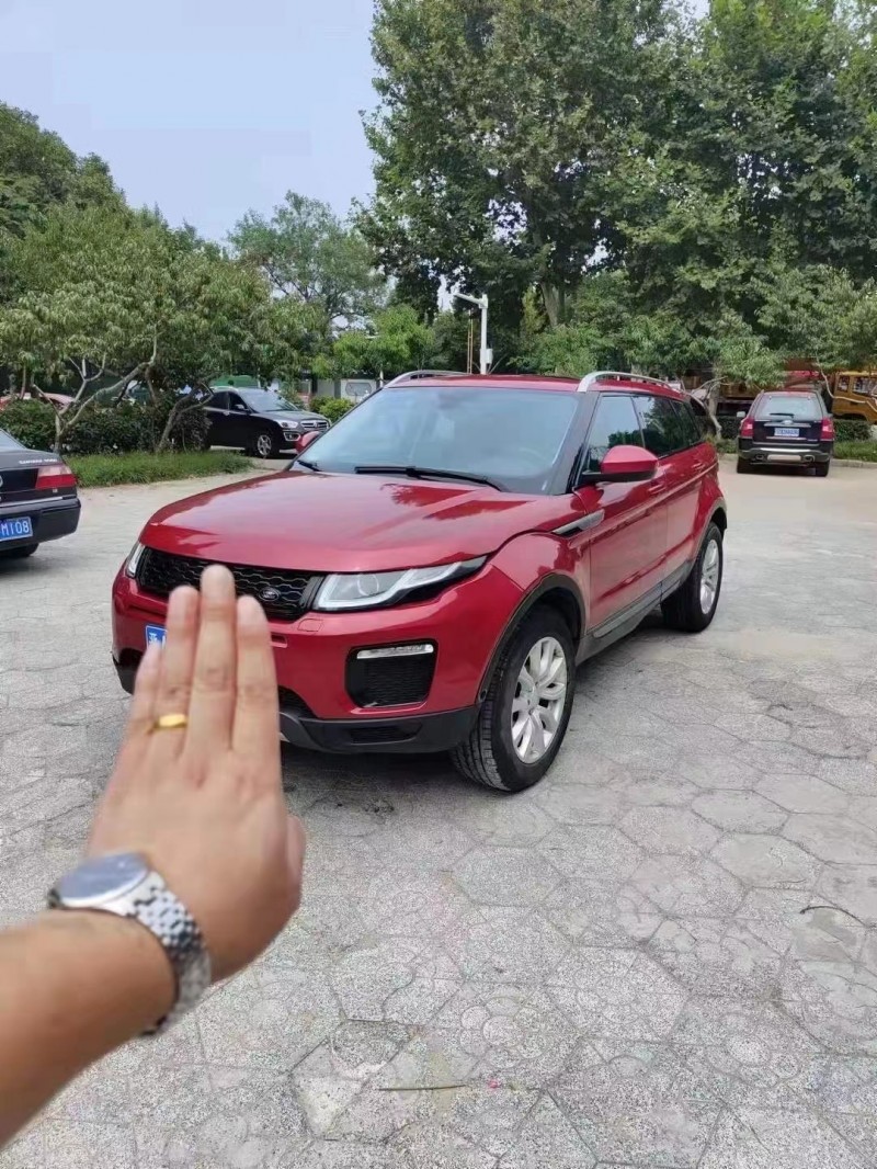 潍坊18年路虎极光3