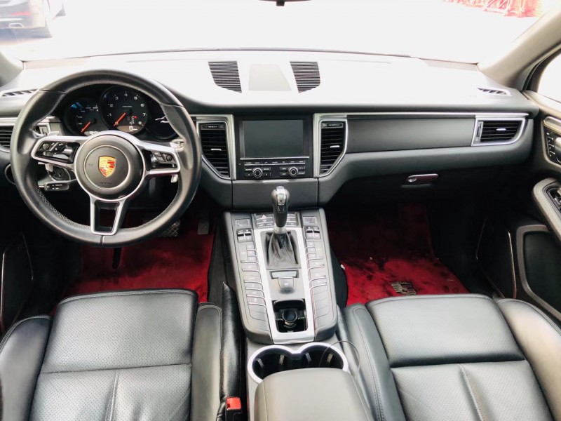 合肥15年保時捷Macan4
