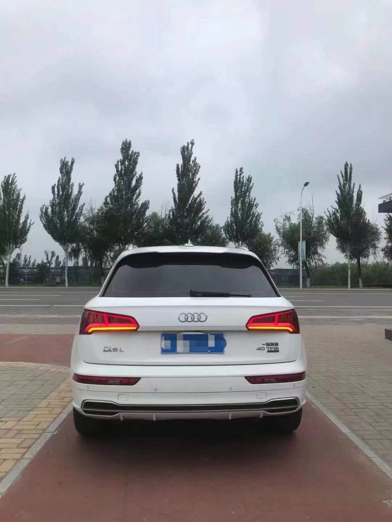 滄州20年奧迪Q59