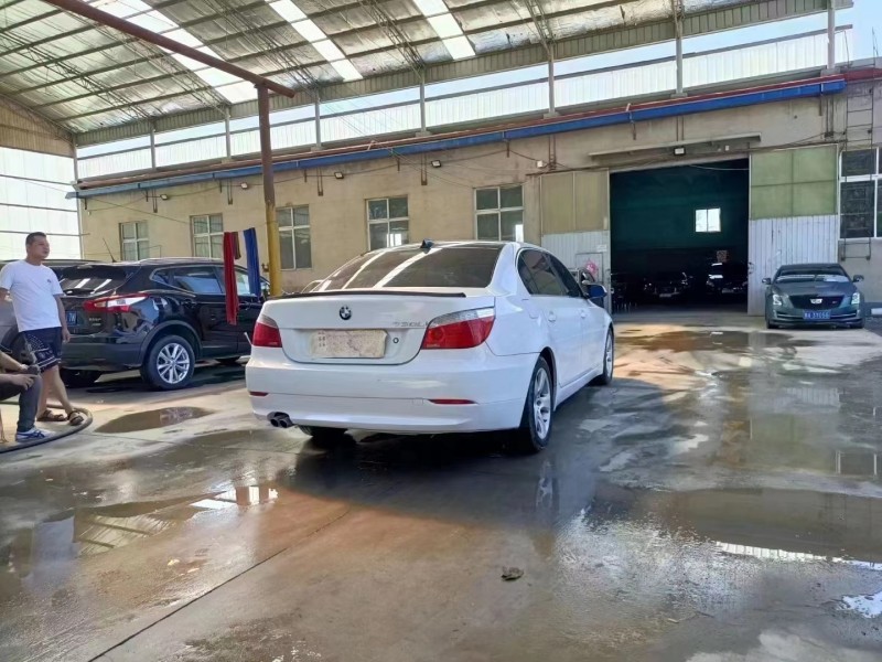 保定09年宝马5系8