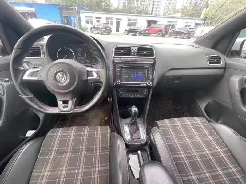 保定14年大众polo4