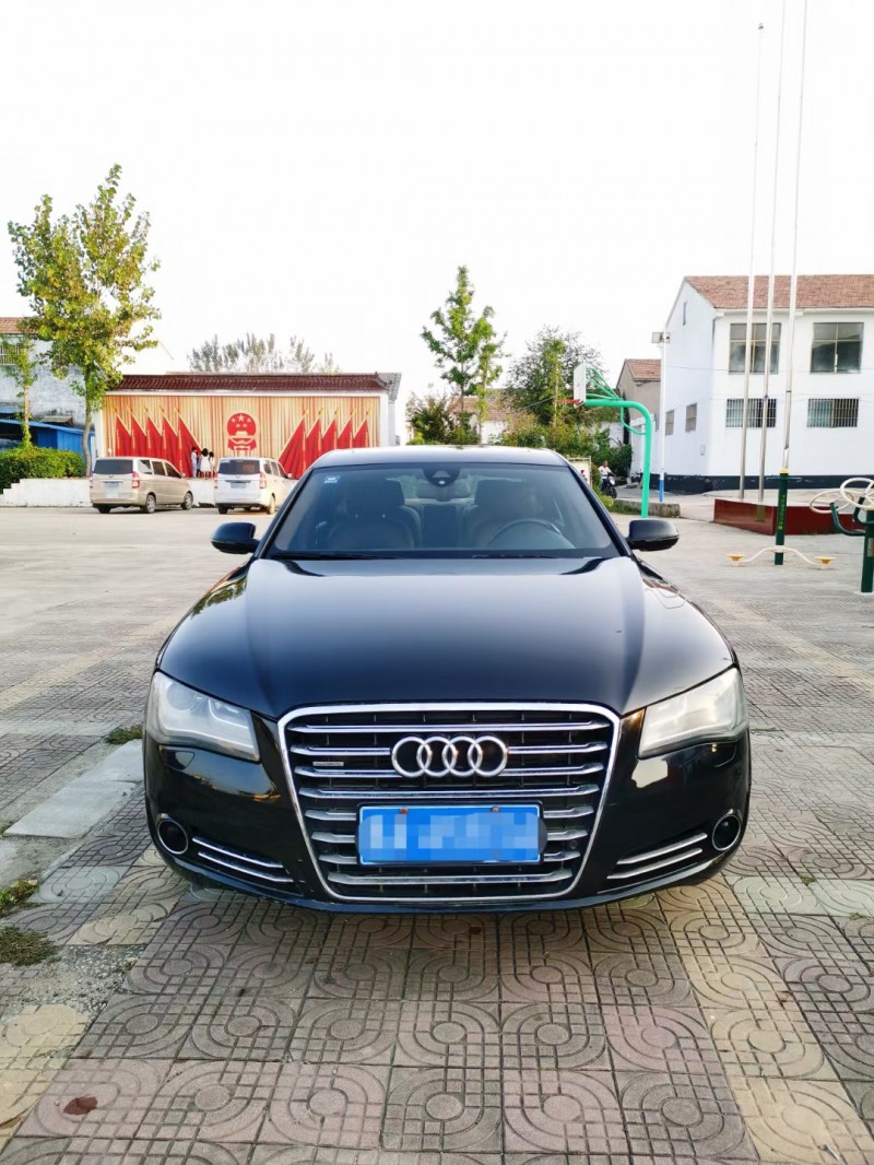 徐州11年奥迪A8L1