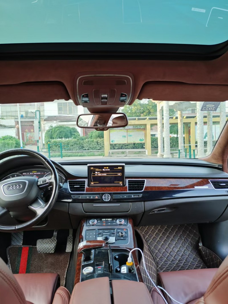 徐州11年奥迪A8L4