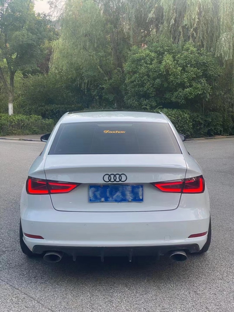 青岛17年奥迪A39