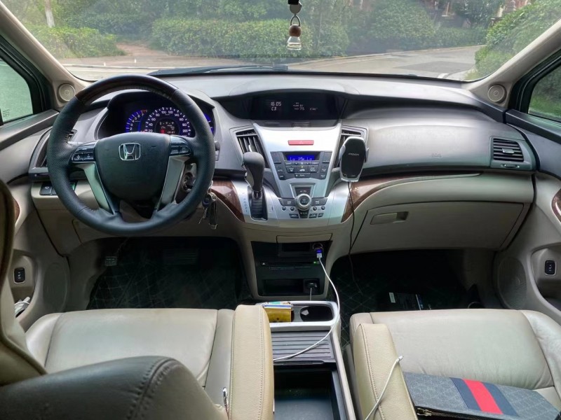 青岛13年本田奥德赛6